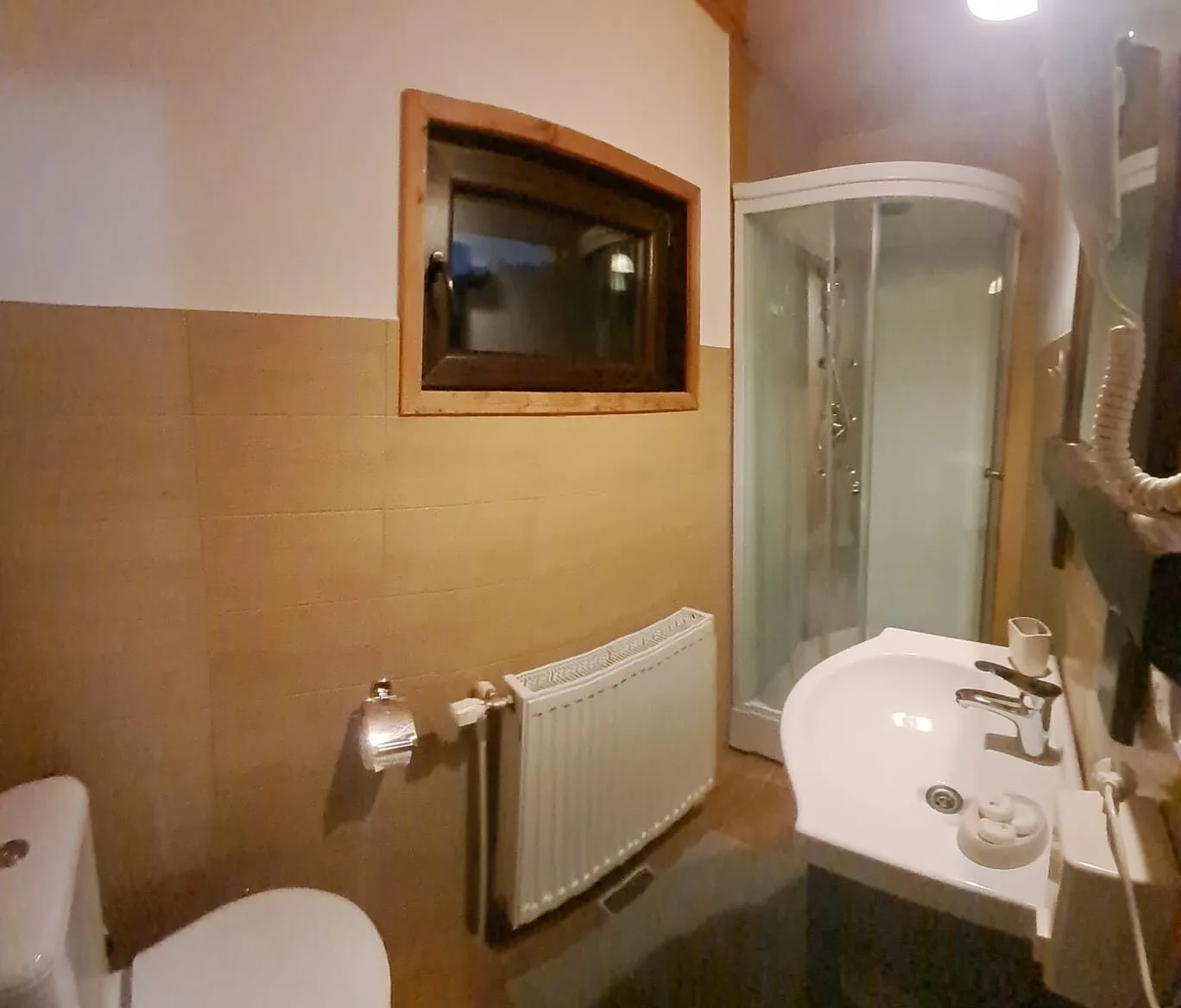 Camera 1 – 2