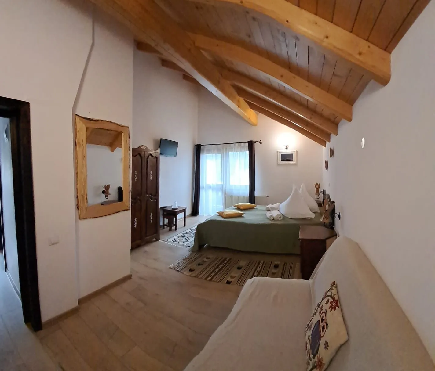 Camera 6